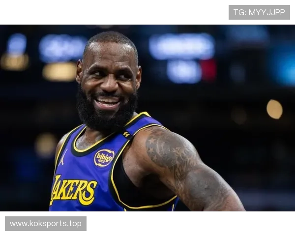 湖人险胜火箭史密斯文森特爆发三首发合力压制锋线火箭困境突显出